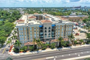 1064 TAMIAMI TRAIL, SARASOTA, FL 34236 Sold 12/30/24