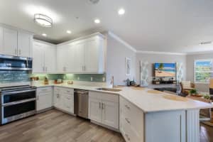7730 34TH AVE W #103, BRADENTON, FL 34209 Sold 09/19/23