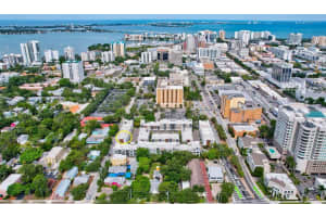 233 COSMOPOLITAN COURT, SARASOTA, FL 34236 Sold 12/13/23