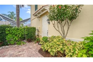 5693 CABRERA COURT, SARASOTA, FL 34238 Sold 08/18/23