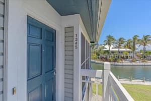 1345 SIESTA BAYSIDE DRIVE, SARASOTA, FL 34242 Sold 09/20/23