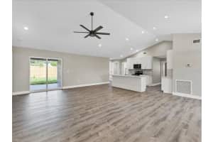 618 EASTPOINTE COURT, SARASOTA, FL 34232 Sold 07/03/23