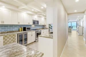 19 WHISPERING SANDS DRIVE, SARASOTA, FL 34242 Sold 12/27/23