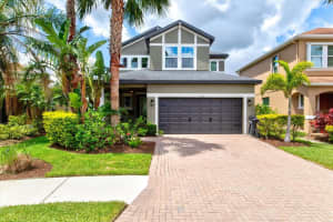 8401 NANDINA DRIVE, SARASOTA, FL 34240 Sold 07/31/23