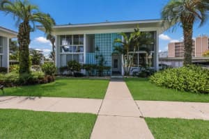 5400 GULF DRIVE, HOLMES BEACH, FL 34217 Sold 05/29/24