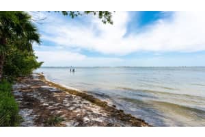 2850 BAY SHORE ROAD, SARASOTA, FL 34234 Sold 12/08/23
