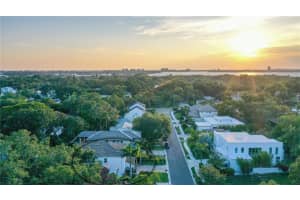 1850 MAGNOLIA STREET, SARASOTA, FL 34239 Sold 08/04/23