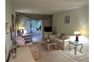 2083 CANAL DRIVE, BRADENTON, FL 34207 Sold 10/11/23