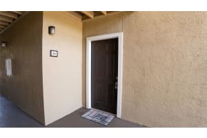 4006 CROCKERS LAKE BOULEVARD, SARASOTA, FL 34238 Sold 07/11/23