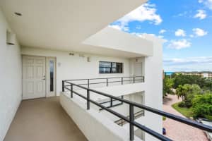 8701 MIDNIGHT PASS ROAD, SARASOTA, FL 34242 Sold 06/20/23