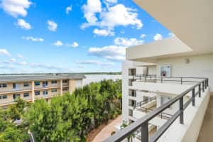 8701 MIDNIGHT PASS ROAD, SARASOTA, FL 34242 Sold 06/20/23