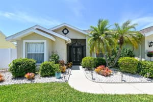 4577 Dover St Cir E, Bradenton, FL 34203, Sold 07/13/23