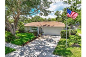 2923 CONCORD STREET, SARASOTA, FL 34231 Sold 06/15/23