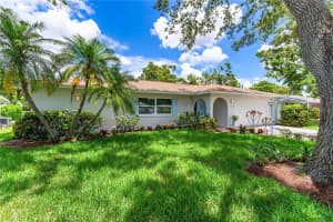 2923 CONCORD STREET, SARASOTA, FL 34231 Sold 06/15/23