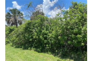 12126 MUNN AVENUE, PORT CHARLOTTE, FL 33953 Sold 08/20/25
