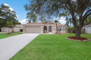 143 41ST CIRCLE, BRADENTON, FL 34208 Sold 07/29/23
