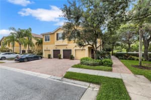 8034 MOONSTONE DRIVE, SARASOTA, FL 34233 Sold 08/15/23
