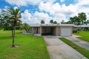 3273 FAIRHAVEN LANE, SARASOTA, FL 34239 Sold 08/07/23