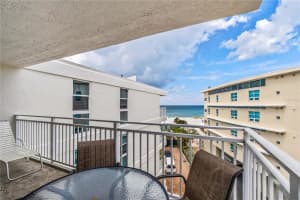 6518 MIDNIGHT PASS ROAD, SARASOTA, FL 34242 Sold 11/03/23