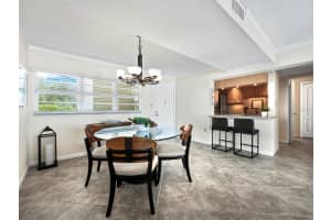 3235 GULF OF MEXICO DRIVE, LONGBOAT KEY, FL 34228 Sold 07/28/23