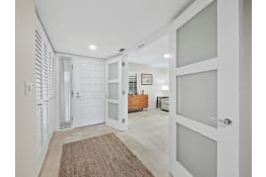 755 PALM AVENUE, SARASOTA, FL 34236 Sold 07/31/23