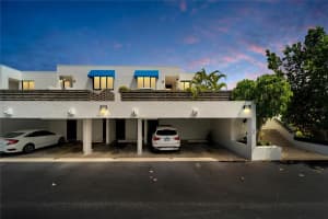 829 BAYPORT WAY, LONGBOAT KEY, FL 34228 Sold 09/06/24