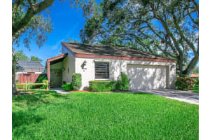 3729 GLEN OAKS MANOR DRIVE, SARASOTA, FL 34232 Sold 09/01/23