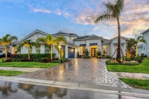 8327 REDONDA LOOP, BRADENTON, FL 34202 Sold 11/28/23