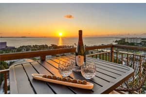 800 TAMIAMI TRAIL, SARASOTA, FL 34236 Sold 07/19/23