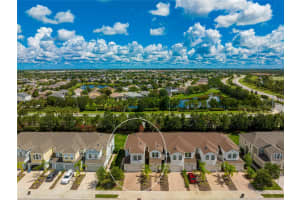 12423 TRAILHEAD DRIVE, BRADENTON, FL 34211 Sold 07/28/23