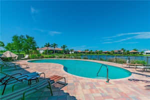 6220 SIGNATURE POINTE LANE, BRADENTON, FL 34210 Sold 07/01/24