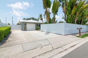 3154 TYNE LANE, SARASOTA, FL 34232 Sold 08/10/23