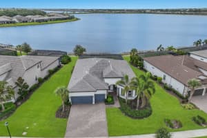 7740 GRANDE SHORES DRIVE, SARASOTA, FL 34240 Sold 09/29/23