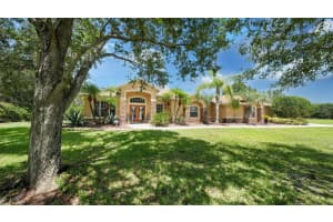 23332 RED ROBIN PLACE, BRADENTON, FL 34202 Sold 09/01/23