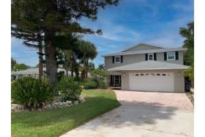 417 ISLAND CIRCLE, SARASOTA, FL 34242 Sold 09/13/23