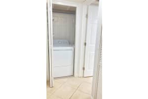 302 47TH AVENUE DRIVE, BRADENTON, FL 34207 Sold 01/08/24