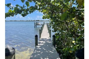 421 WATERSIDE LANE, NOKOMIS, FL 34275 - MLS#MFRA4574056