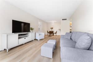 3223 BENEVA ROAD, SARASOTA, FL 34232 Sold 08/01/23
