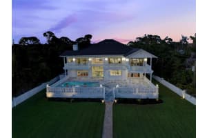 1081 BAYSHORE DRIVE, ENGLEWOOD, FL 34223 Sold 10/20/23