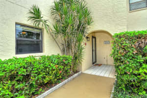 800 HUDSON AVENUE, SARASOTA, FL 34236 Sold 11/15/23