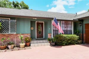 4794 MAID MARIAN LANE, SARASOTA, FL 34232 Sold 01/08/24