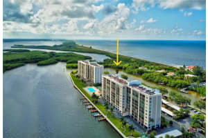 9393 MIDNIGHT PASS ROAD, SARASOTA, FL 34242 Sold 10/11/23