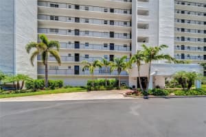 9393 MIDNIGHT PASS ROAD, SARASOTA, FL 34242 Sold 10/11/23