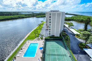 9393 MIDNIGHT PASS ROAD, SARASOTA, FL 34242 Sold 10/11/23