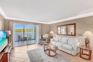 9393 MIDNIGHT PASS ROAD, SARASOTA, FL 34242 Sold 10/11/23