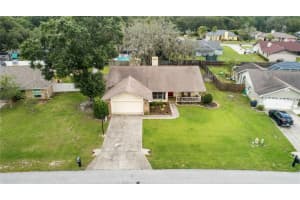8401 MAID MARIONS TRAIL, LAKELAND, FL 33809 Sold 08/15/23
