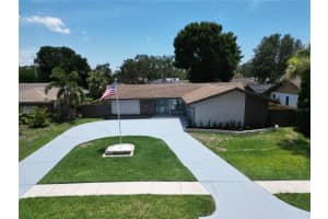 2974 CAPTIVA DRIVE, SARASOTA, FL 34231 Sold 11/20/23