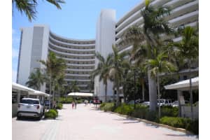 6300 MIDNIGHT PASS ROAD, SARASOTA, FL 34242 Sold 12/29/23