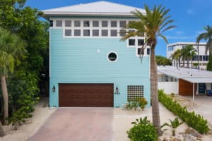 624 CASEY KEY ROAD, NOKOMIS, FL 34275 Sold 05/10/24