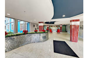 3315 58TH AVENUE, ST PETERSBURG, FL 33712 Sold 08/23/23